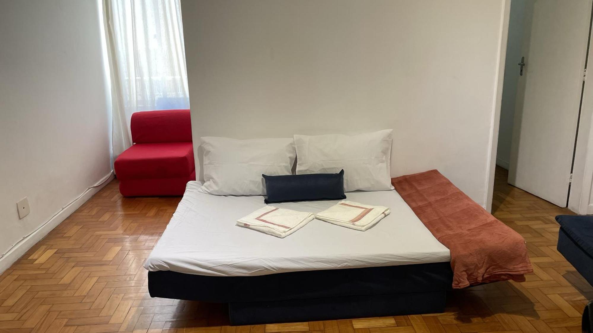 1 Block From Copacabana Beach, Whole Apt, Posto 4 Rio de Janeiro Bagian luar foto